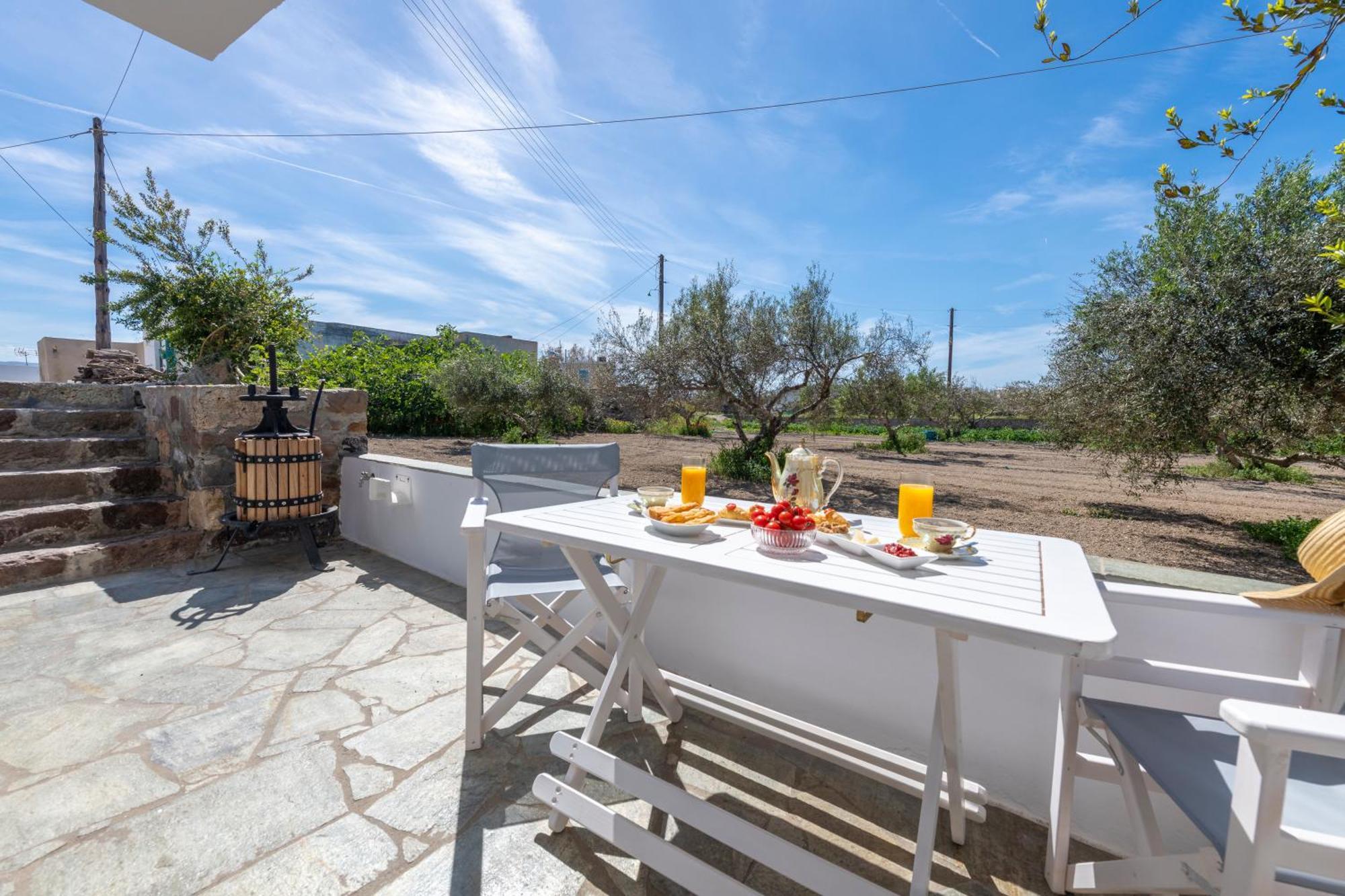 Madalena'S Summer House Adamantas  Exterior foto