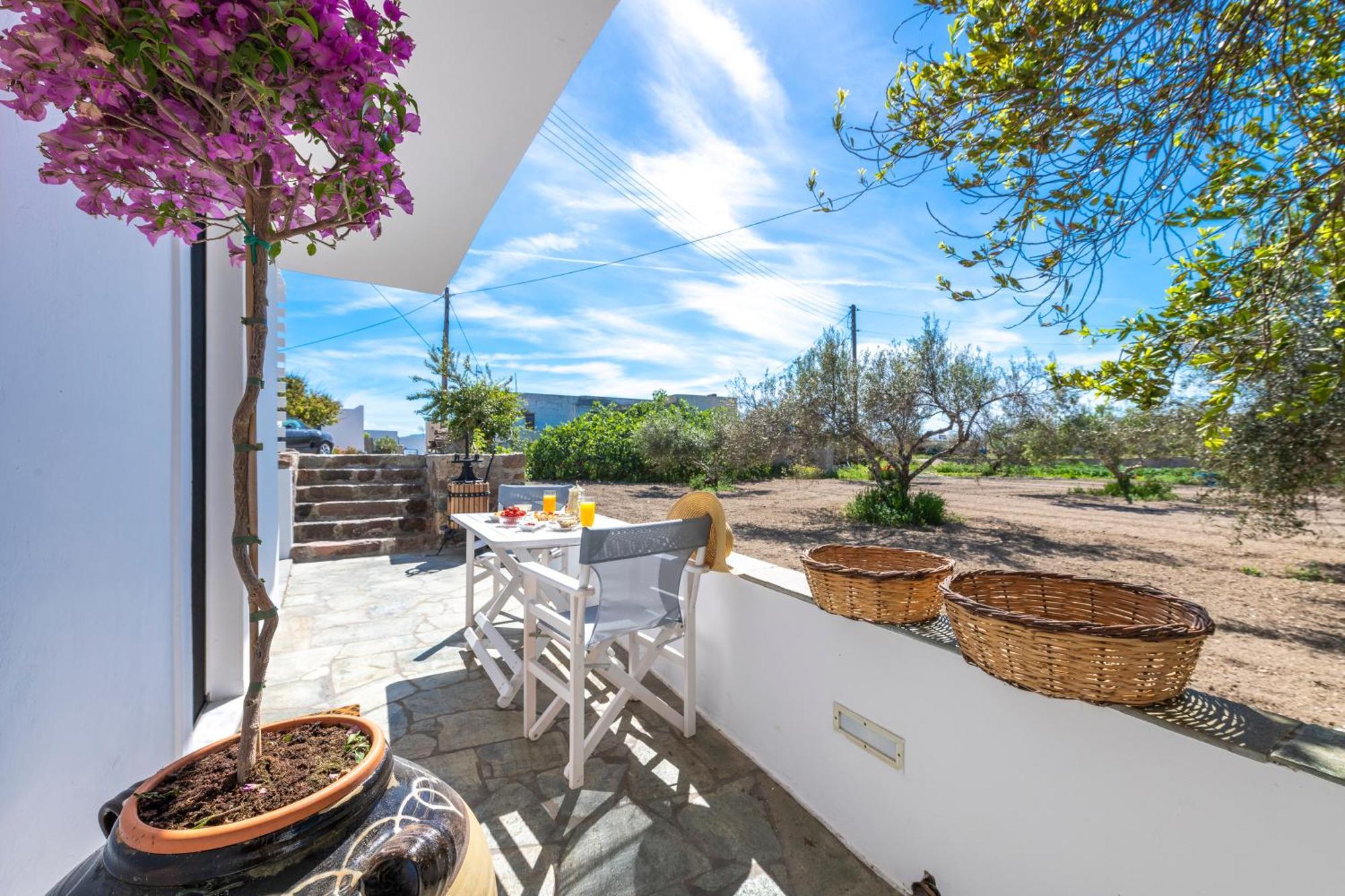 Madalena'S Summer House Adamantas  Exterior foto